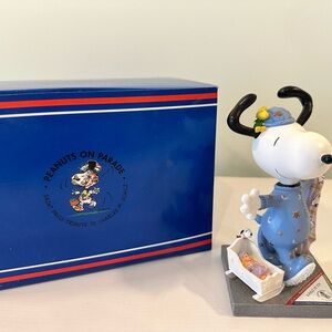 Westland Peanuts on Parade “Bundle of Joy” Snoopy Figurine Signed By Artist